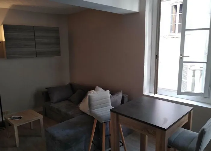 Auxerre Rue Joubert